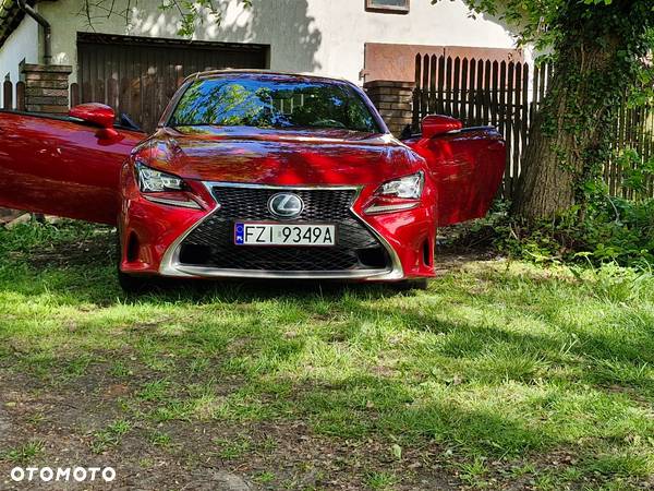 Lexus RC 200t / 300 F Sport - 16