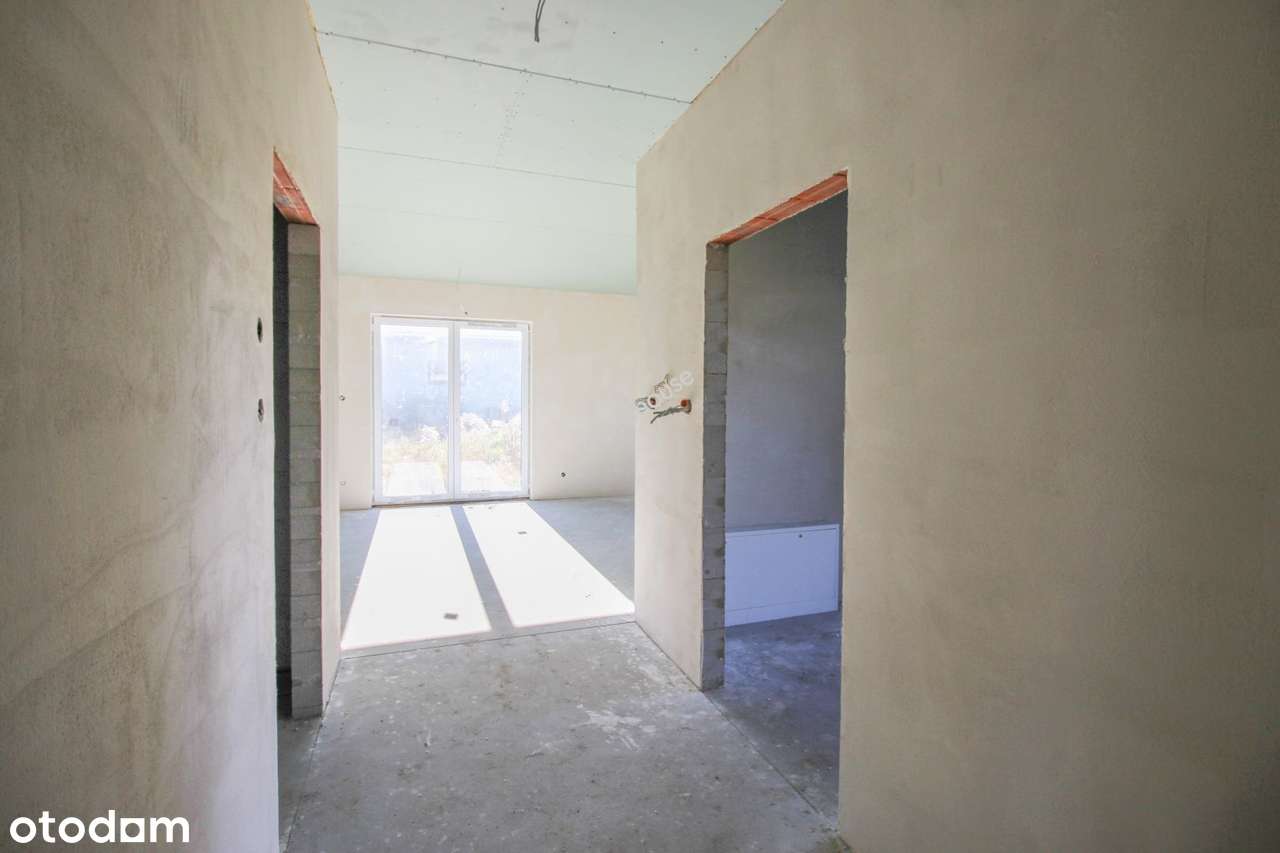 Nowy parterowy dom stan deweloperski 4 pokoje garaż-6