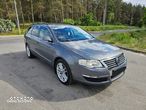 Volkswagen Passat 1.9 TDI Sportline - 2