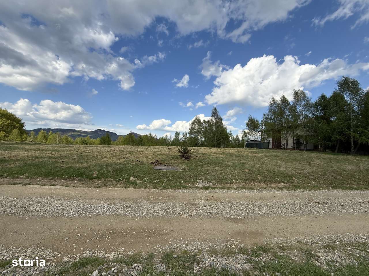 Teren intravilan 1000 mp in Pestera, Comuna Moieciu la 12 km de Bran-3