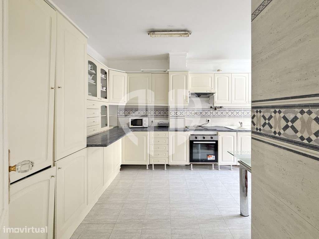 Apartamento T3 // Amora com Vista Rio!-3