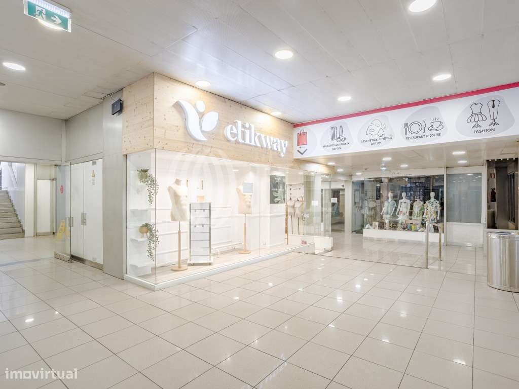 Espaço comercial no edifíco Castil em Lisboa - Grande imagem: 5/20