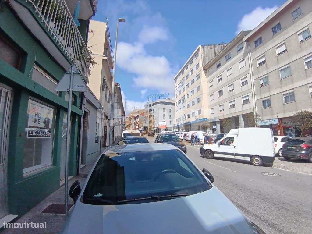 Loja para Arrendamento | São Mamede Infesta - Grande imagem: 4/34