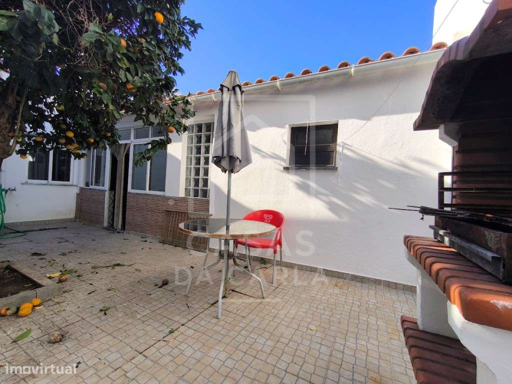 Moradia T3 com quintal em Cuba-19