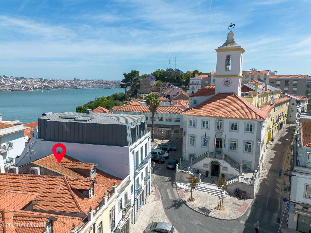 Edifício de Charme com Projecto de Recuperação - Almada-29
