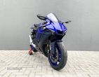 Yamaha YZF 1000 R1 - 4