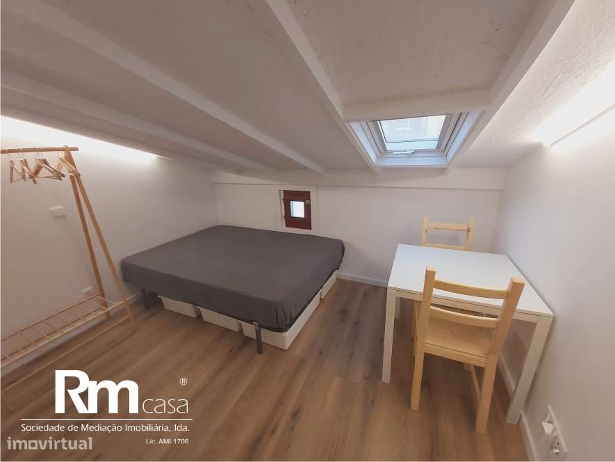 Excelente Prédio remodelado junto à Praça do Comercio-25