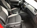 Skoda Octavia Combi 2.0 TDI Sportline - 20