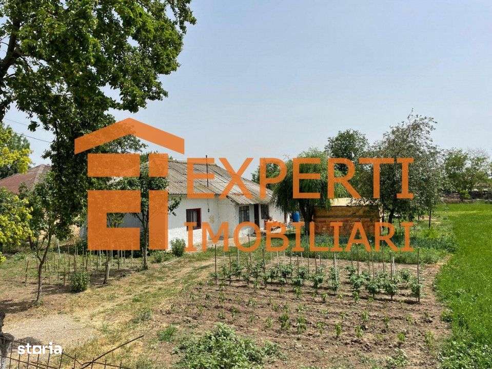 Casa e vanzare, situata in MIHAIL KOGALNICEANU - Imagine principală: 4/14