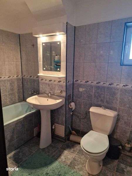 Apartament 4 camere de inchiriat - Imagine principală: 4/8