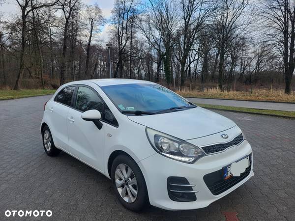 Kia Rio - 1