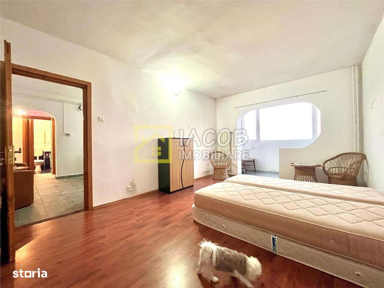 Apartament decomandat, 2 camere, etaj 3, str. Milcov , Bacau - Imagine principală: 5/20