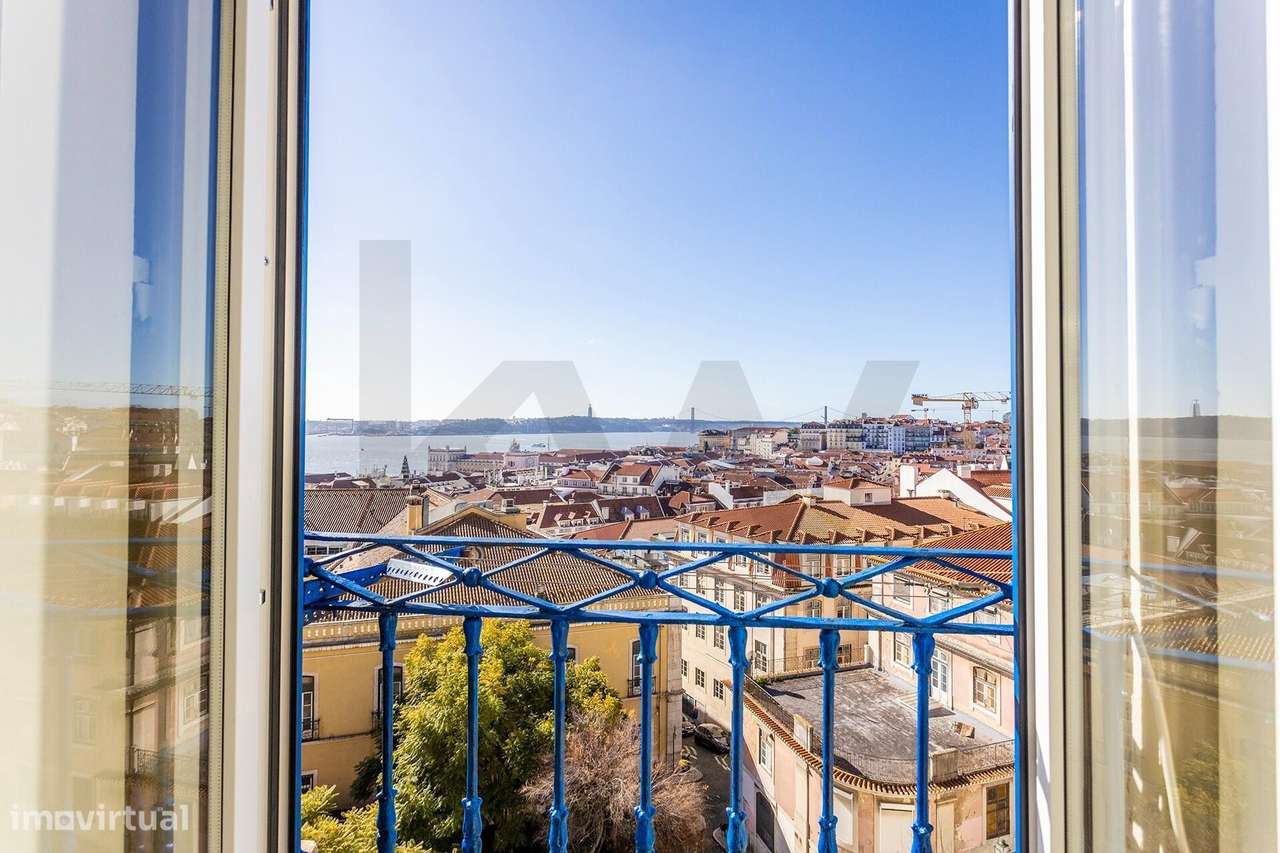 Vista de rio | jardim privado de 130 m2 | no coração histórico de Lisb - Grande imagem: 4/23