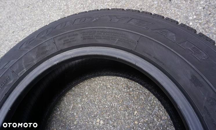 Goodyear Cargo Ultra Grip 2 215/65R15C 104T Z18 - 13