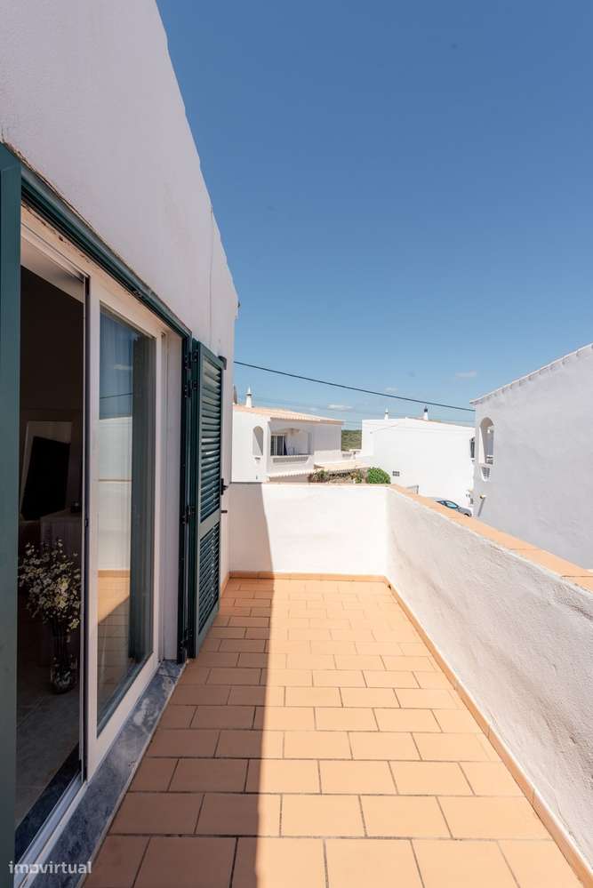 Villa de 4 quartos com personalidade e piscina em Almádena-21