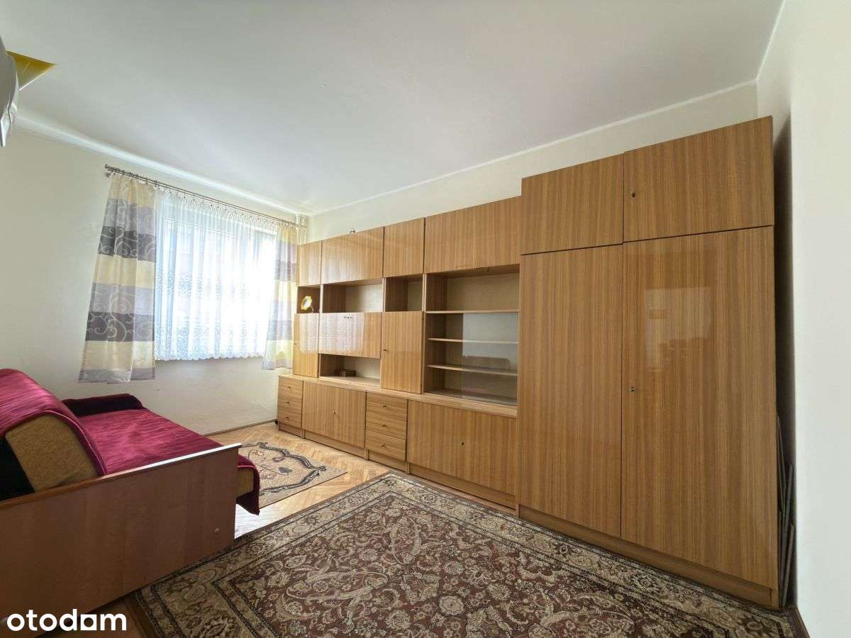 Dwupokojowe, ciepłe mieszkanie w Chyloni-3