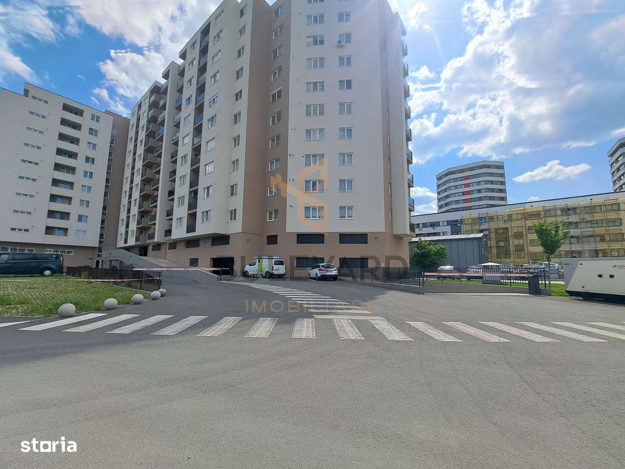 Apartament 3 camere, 2 bai, parcare, zona Metro! - Imagine principală: 3/13