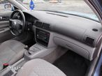 Volkswagen Passat 1.8 Trendline - 12