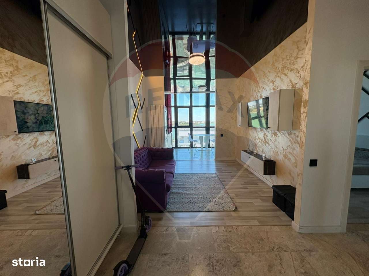 Vanzare Apartament cu 3 camere lux cu vedere la lac în zona Tomis Nord - Imagine principală: 5/20