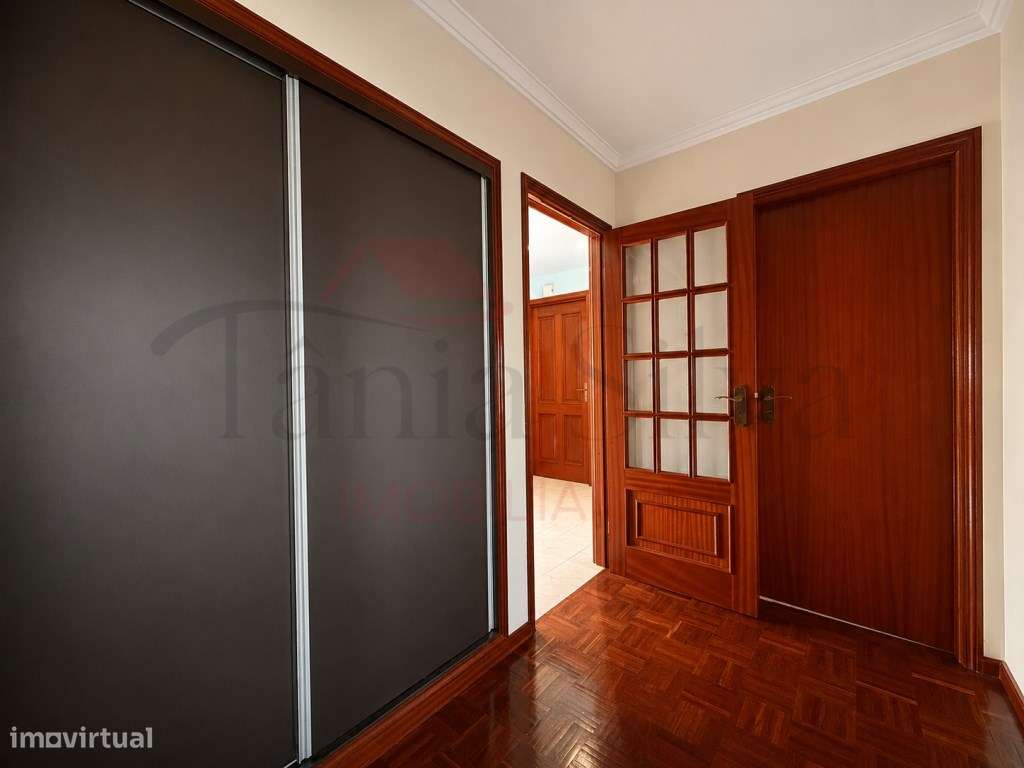 Apartamento T2 perto do Centro de Valongo - Valor inclui recheio-7