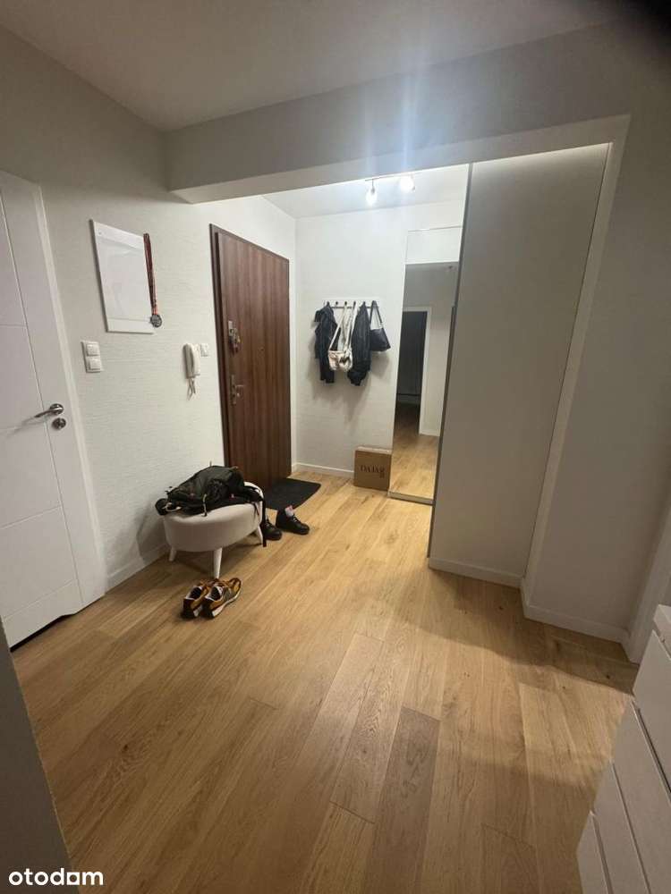 Sprzedam ładnie urządzone mieszkanie w Gdyni.-4