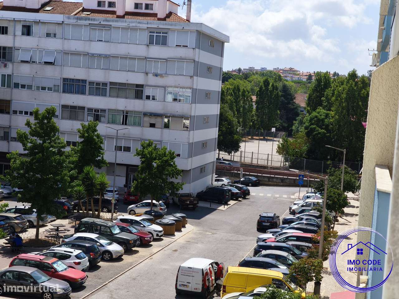 T2 Luminoso com  2 Varandas e Arrecadação | Monte Abraão-15