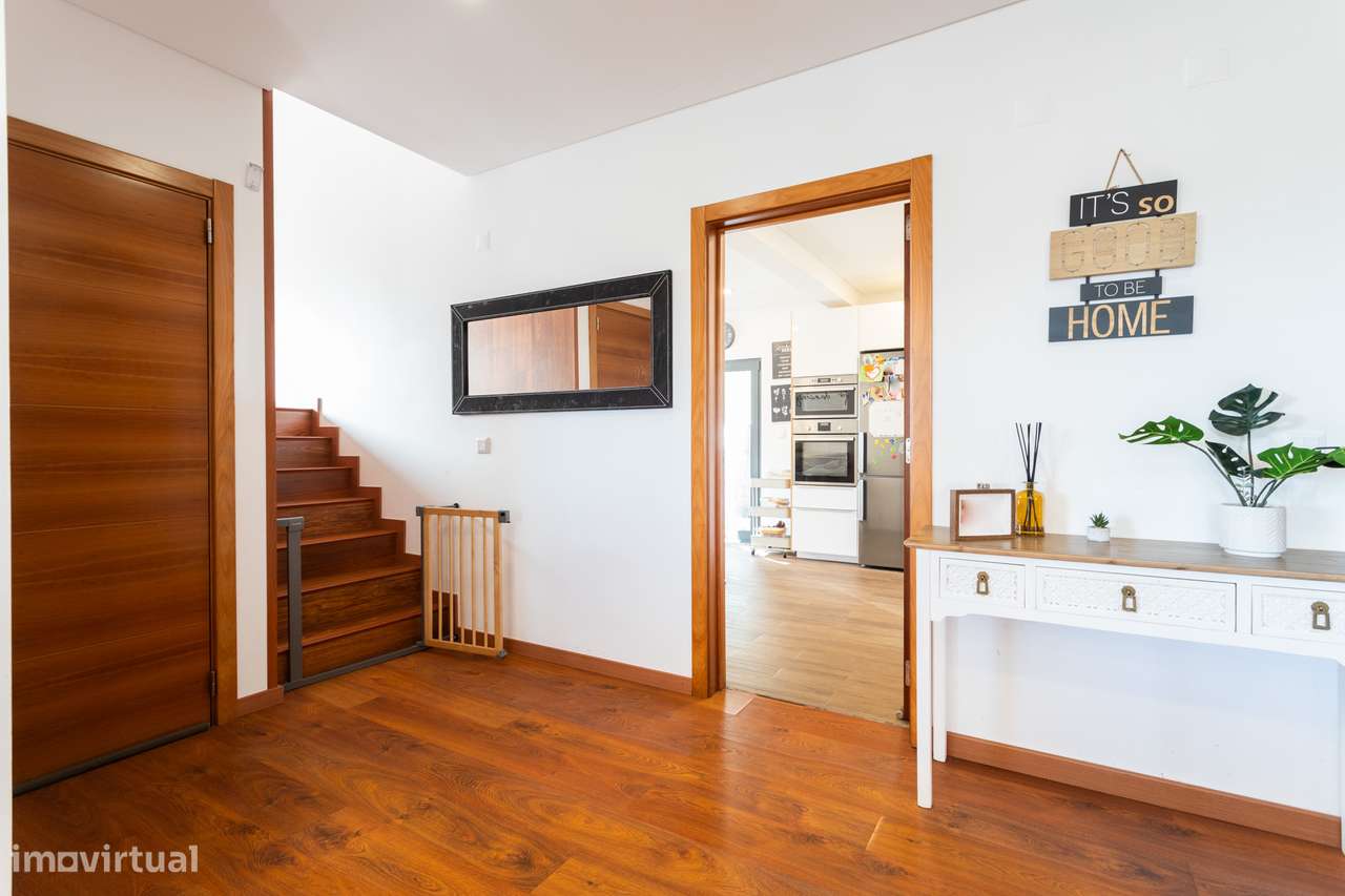 Oportunidade única: Moradia Isolada de Sonho em Famões: Conforto, Mode-7