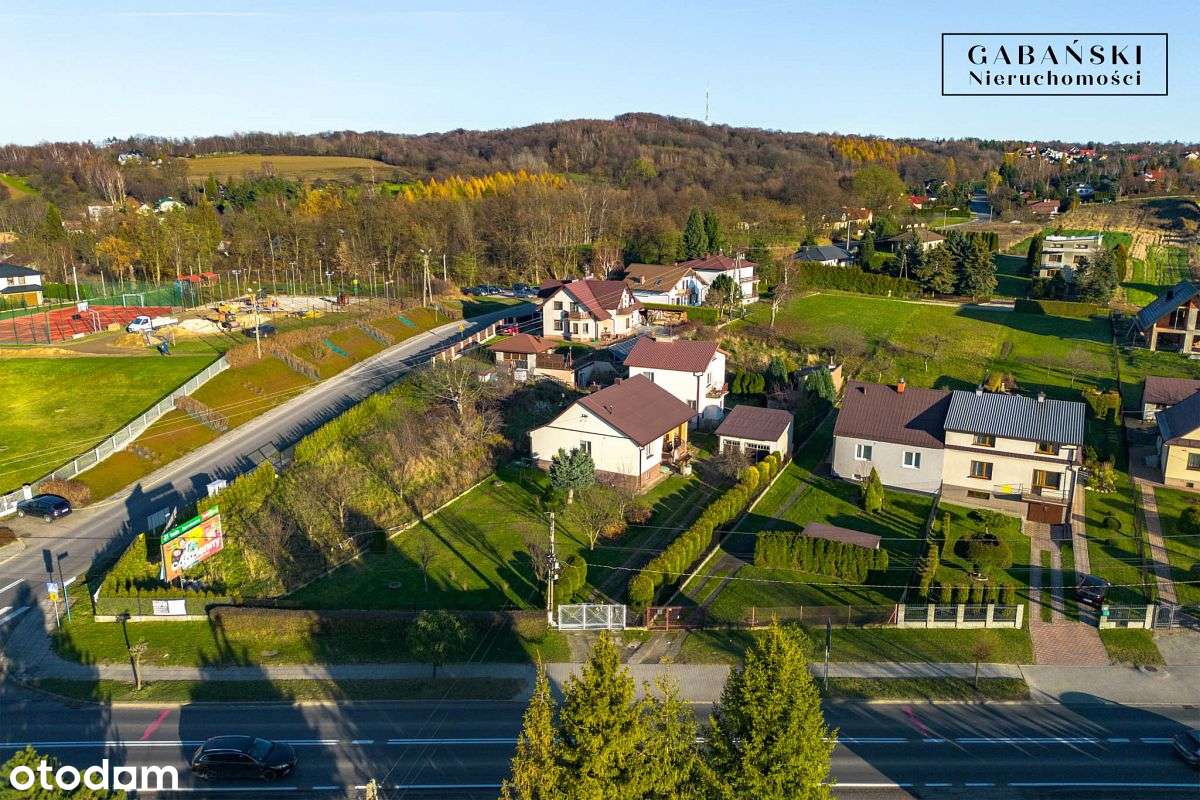 NIEDUŻY DOM DO REMONTU W TARNOWCU-6