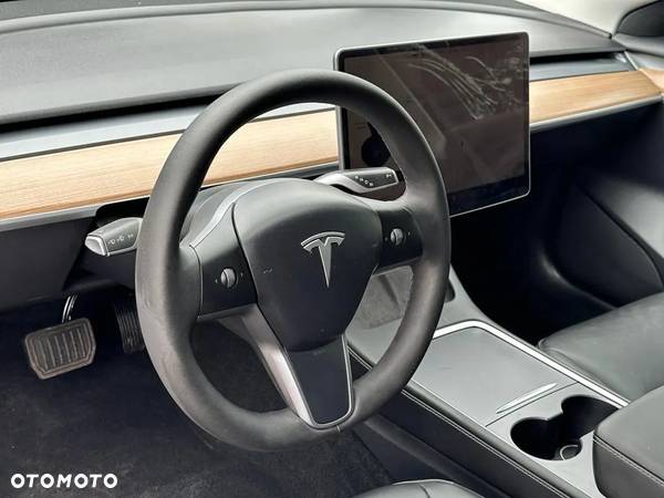 Tesla Model 3 Performance AWD - 10