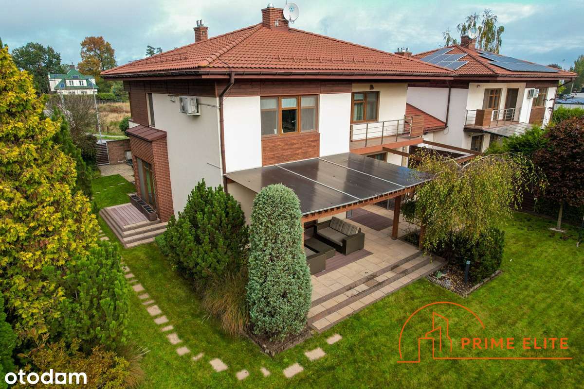 Elegancki, gotowy do wprowadzenia dom na Białołęce-17