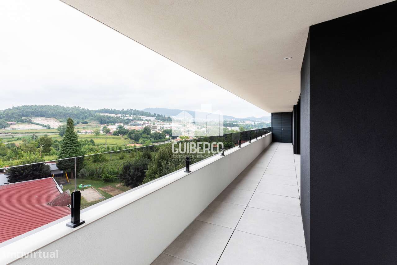 Apartamento T4 - Fermentões, Guimarães-25