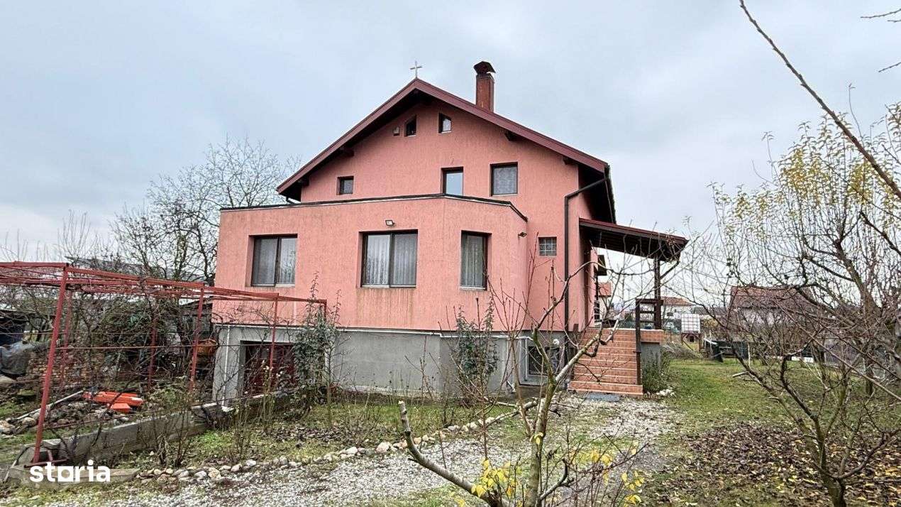 Casa de vanzare – Someseni, Cluj-Napoca | 994 mp teren | 242 mp util - Imagine principală: 2/19