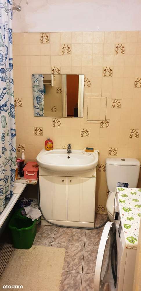 STARE BIELANY!.Kameralny budynek otoczony zielenią,ciche. Piwnica 6,75-7