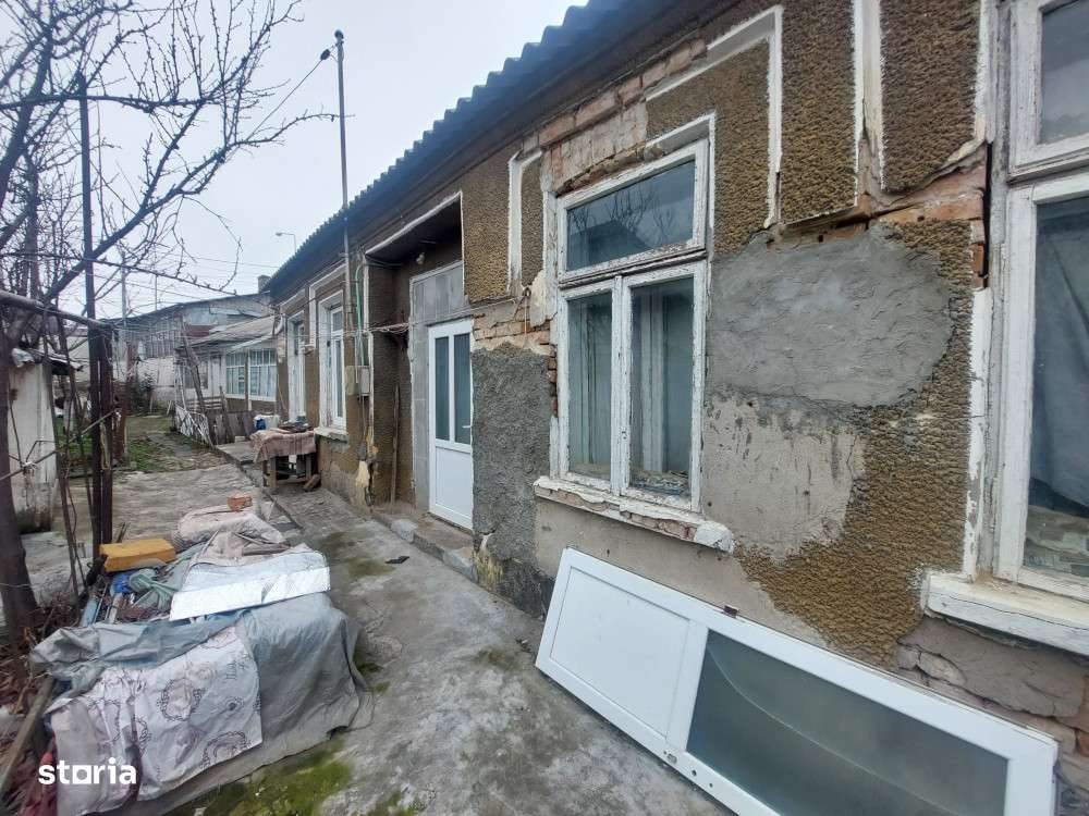 Casa batraneasca str Romana-4