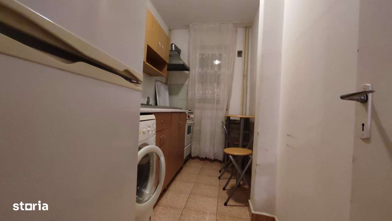 Narcisa, 2 camere decomandat,etaj mic-2