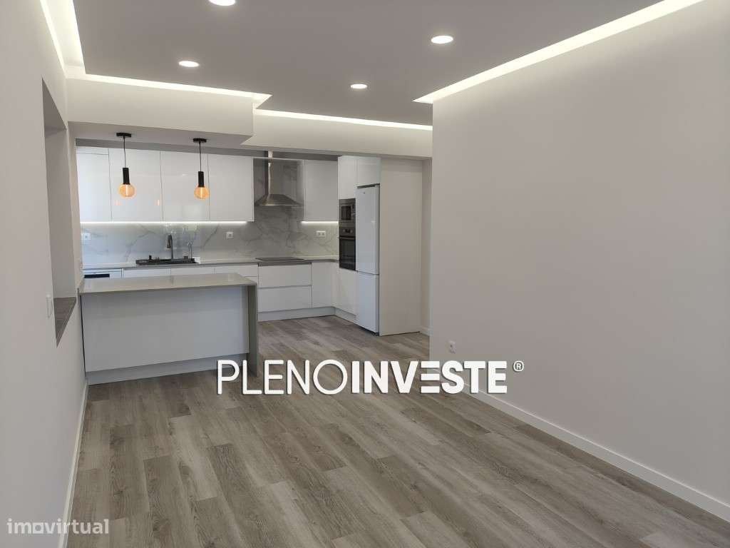 T2 totalmente remodelado em Corroios-15