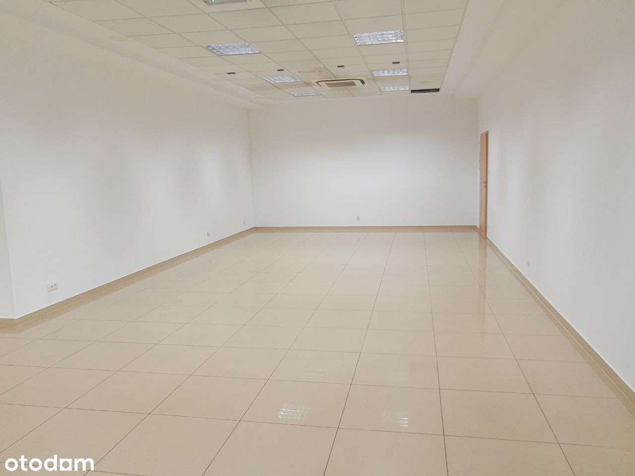 Lokal 70m w centrum Krapkowic z przeznaczeniem na każdą działalność. - Pełny obrazek: 4/10