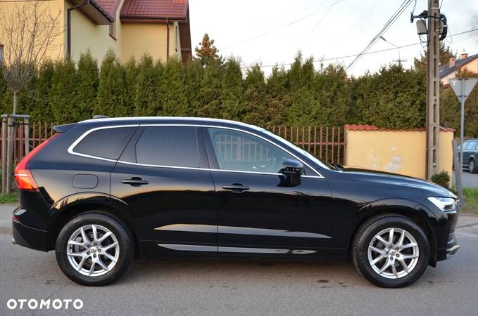 Volvo XC 60 D4 Momentum Pro - 4