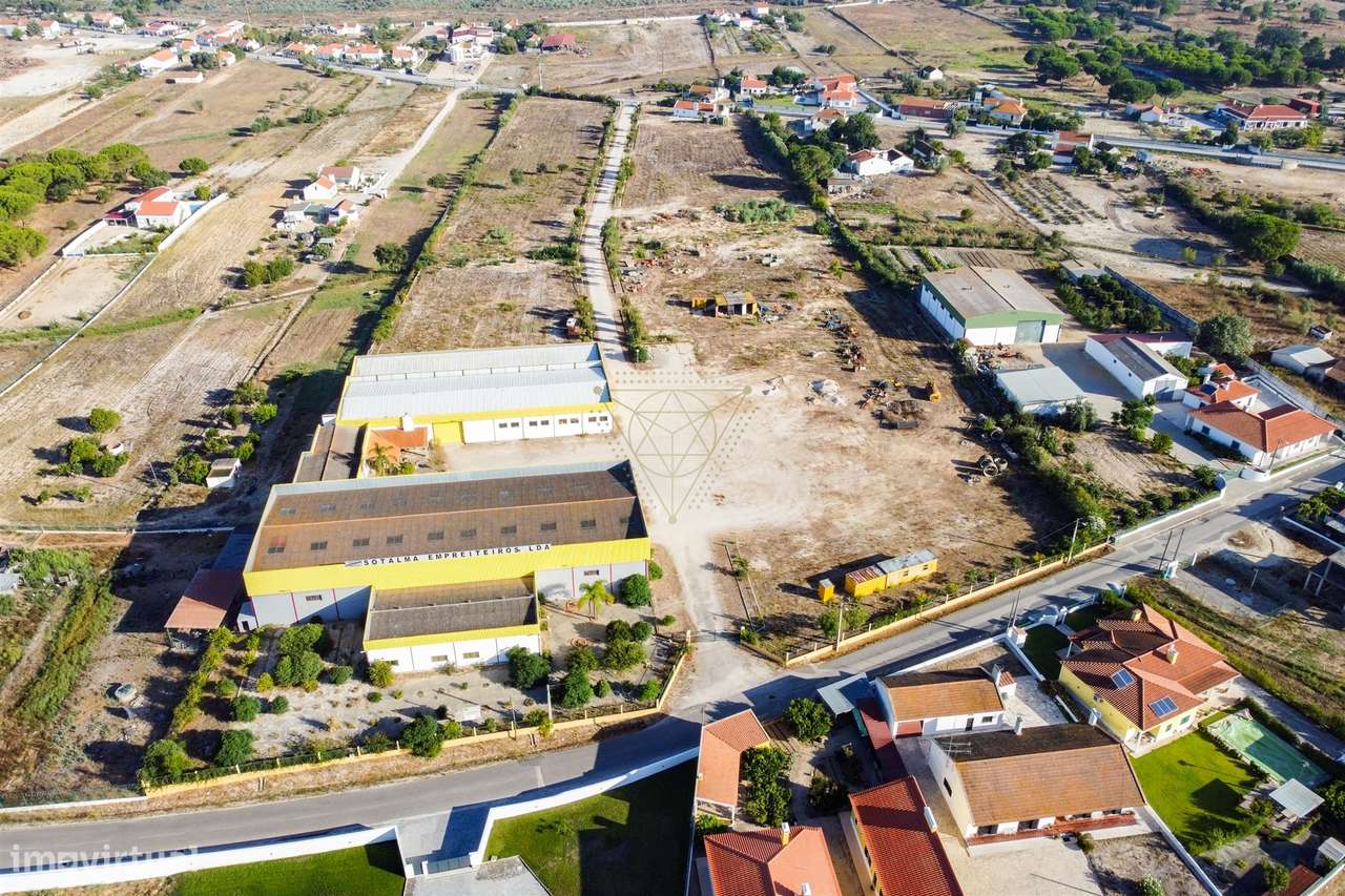 Armazém  Venda em Biscainho,Coruche - Grande imagem: 2/23