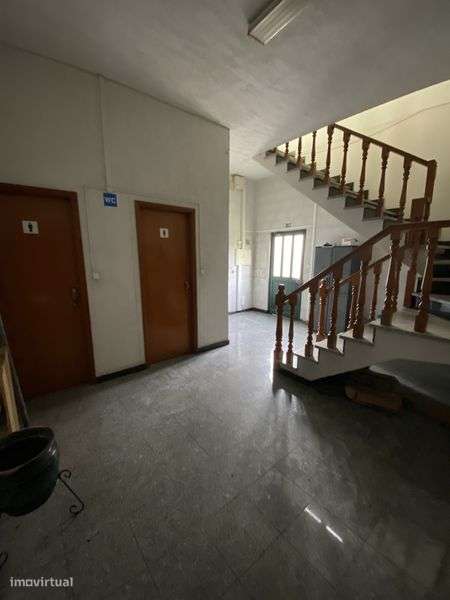 Armazem/Escritórios para arrendamento - Grande imagem: 5/12