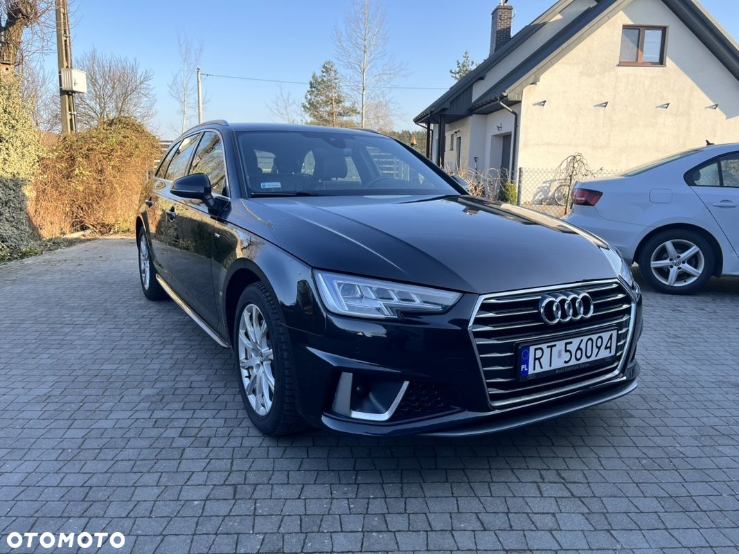 Audi A4 40 TDI S Line S tronic - 4