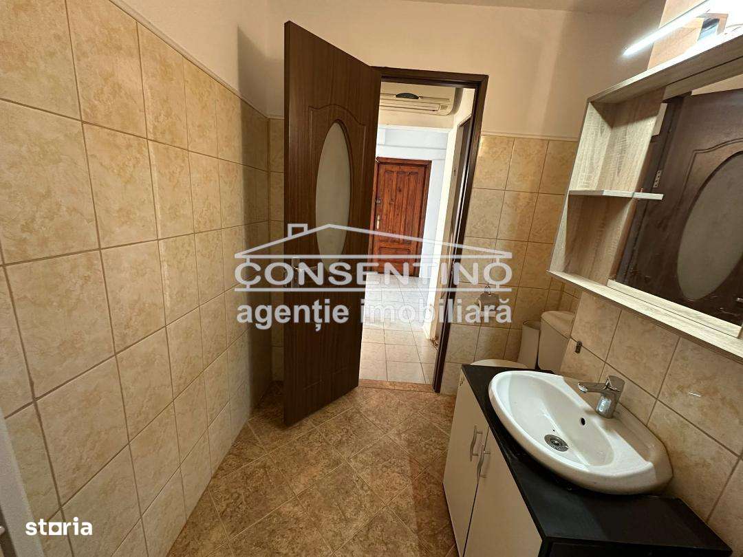 Se vinde imobil cu 2 camere in cart. Brosteni , liber, etaj 3-8