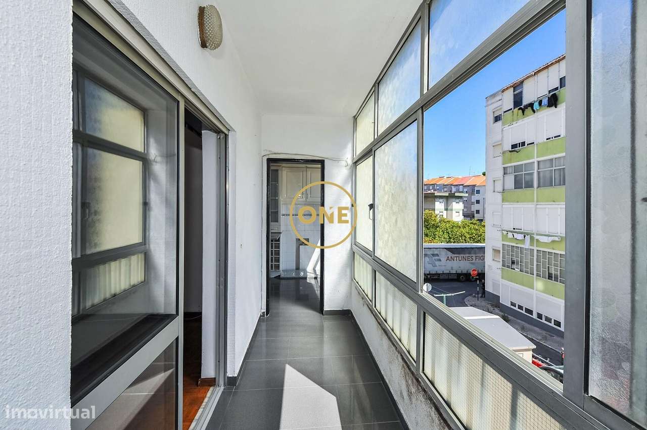 Apartamento T3 à venda na Cova da Piedade, Almada-23