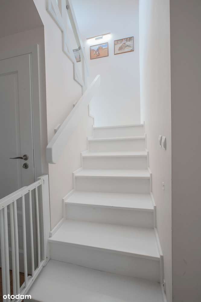 Piękny dom w prestiżowej dzielnicy Głębokie-5