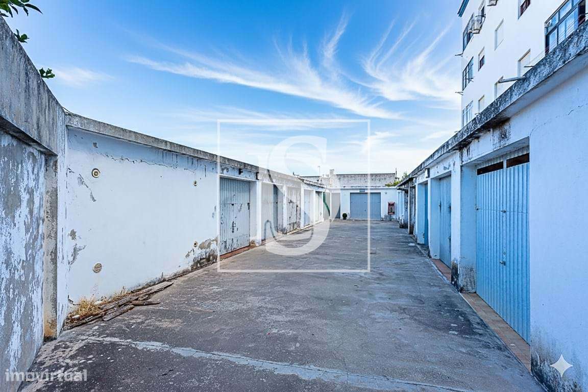Garagem Box Centro Tavira-2
