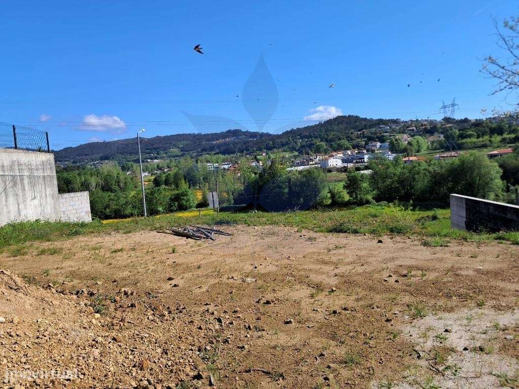 Lote em Vila Verde, freguesia da Lage - Grande imagem: 5/22
