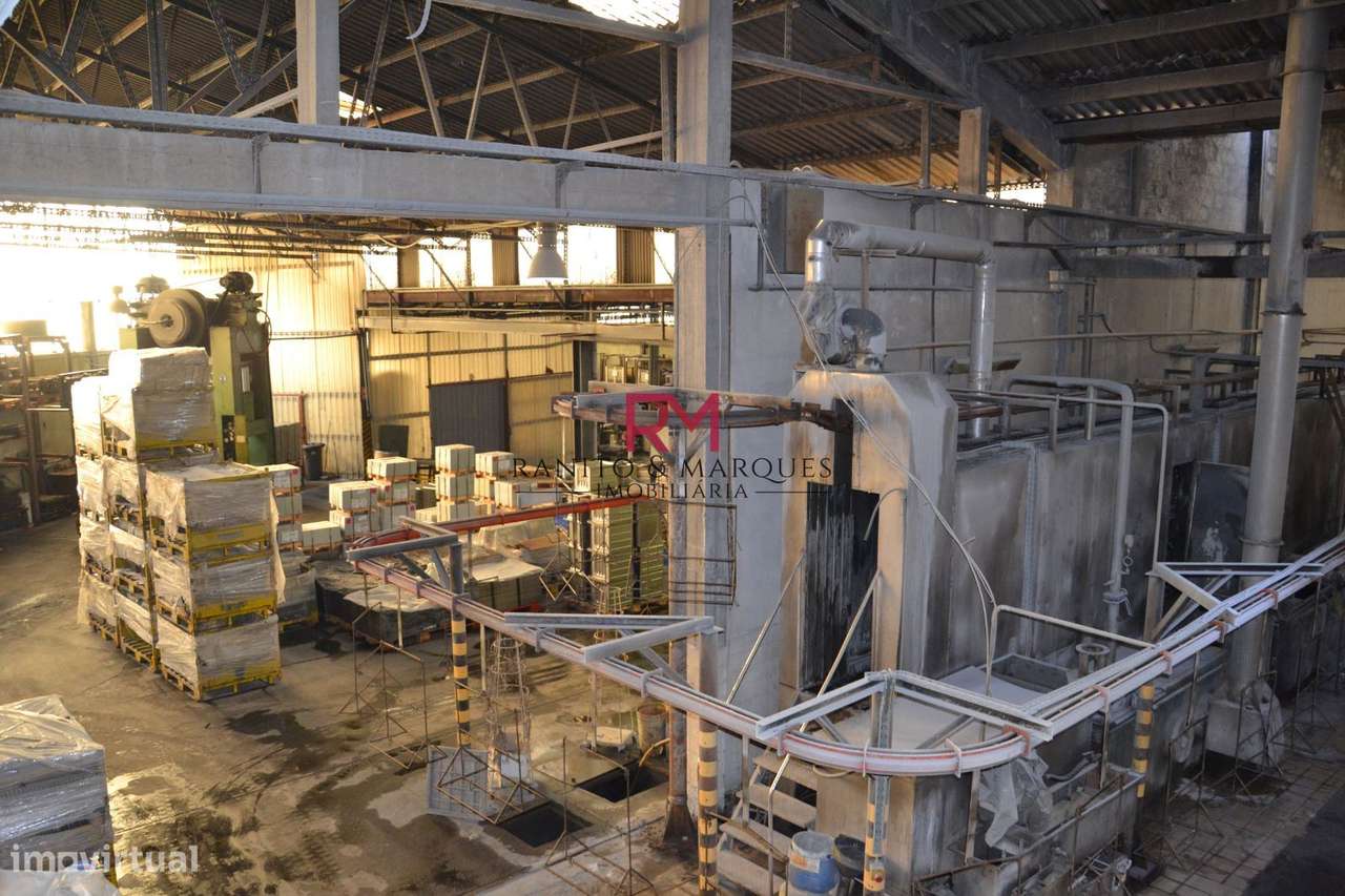 ARMAZÉM INDUSTRIAL COM 4.040M2 | RIO TINTO, GONDOMAR-22