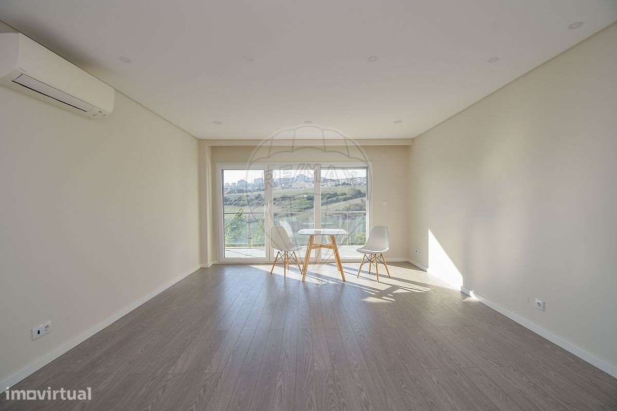 Apartamento T2 para arrendamento - Grande imagem: 4/25