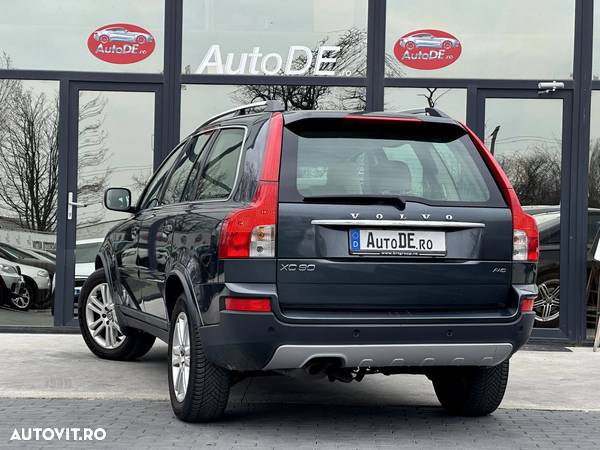 Volvo XC 90 - 3