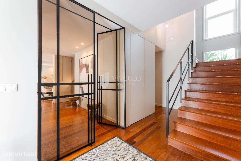 Moradia T4 em zona privilegiada de Nogueiró – conforto, elegância e vi-8